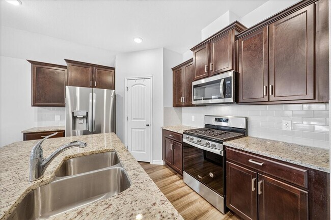 Building Photo - 7826 Bullrider Dr