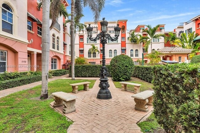 Building Photo - 1033 NE 17th Way