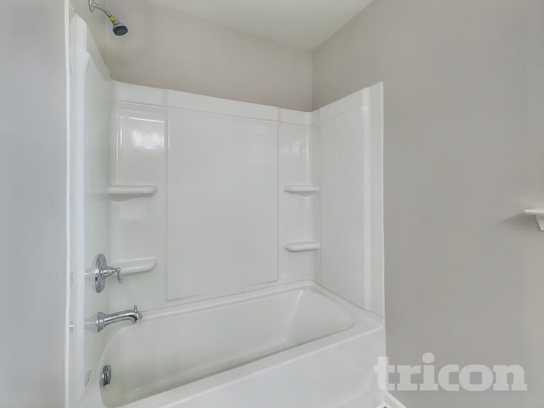 Building Photo - 3225 Ainsley Woods Dr