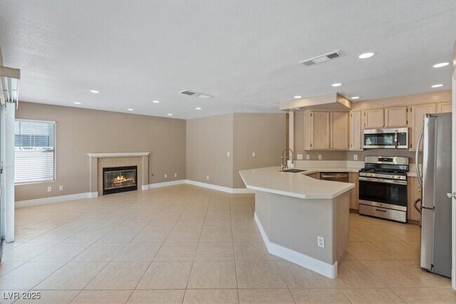 Building Photo - 1817 Tropical Breeze Dr