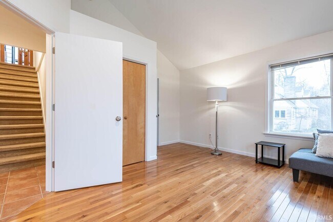 Building Photo - 1028 S Henderson St