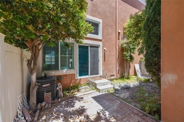 Building Photo - 12 Palagonia Aisle