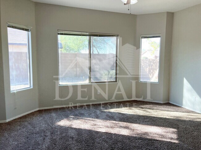 Building Photo - 7347 W Millerton Way