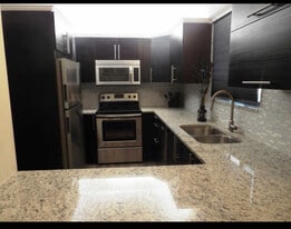 Building Photo - 12568 Shoreline Dr