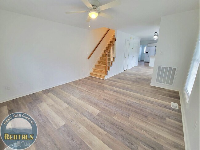 Building Photo - 186 Grandfather Farms Rd