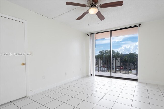 Building Photo - 16751 NE 9th Ave