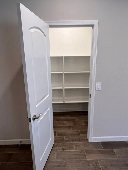 Walk in pantry - 37640 W San Sisto Ave