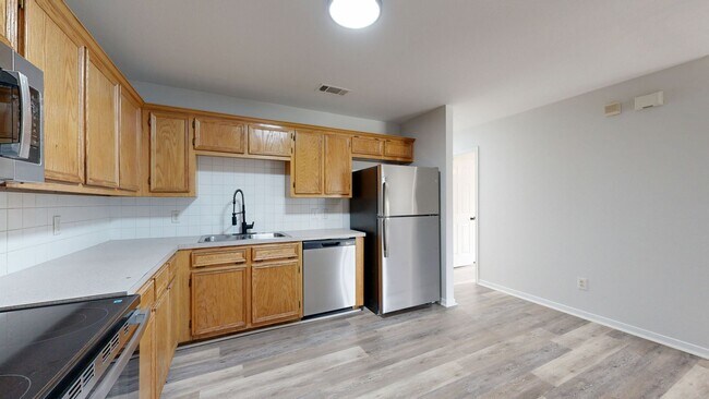 Building Photo - 1406 Van Zanten Ct