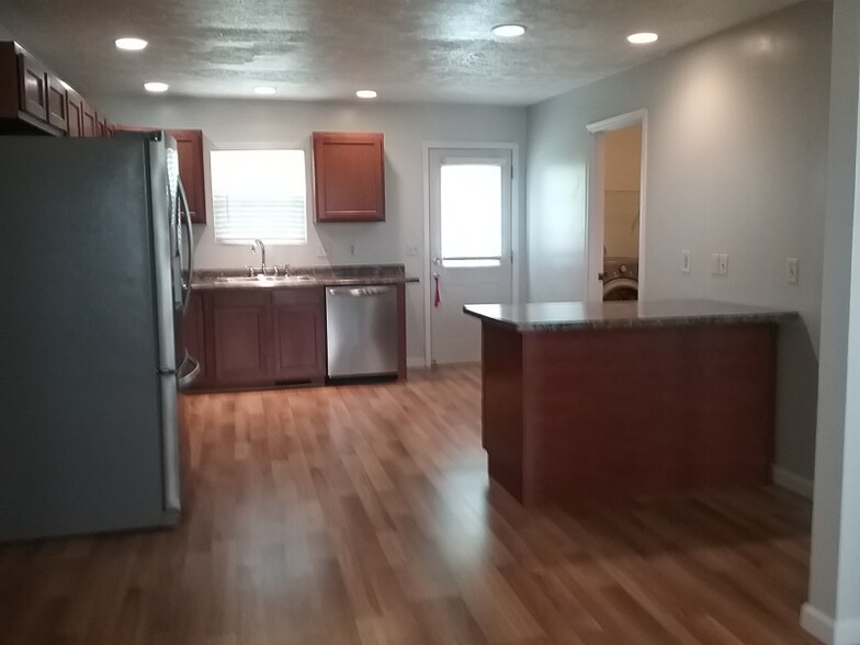 Building Photo - 12620 Kenai Dr