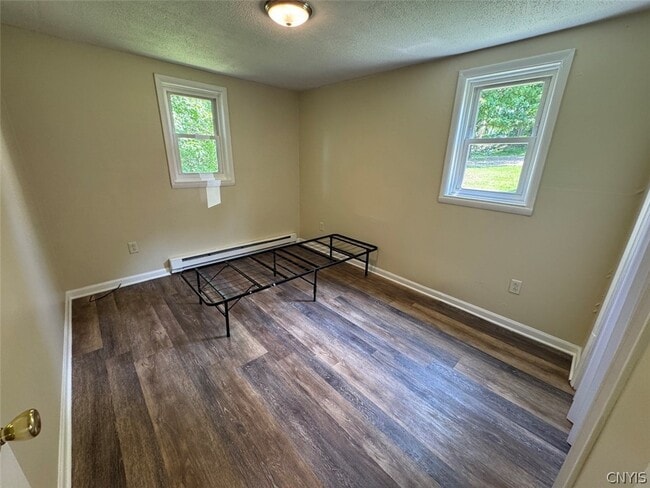 Building Photo - 21 S Skaneateles St