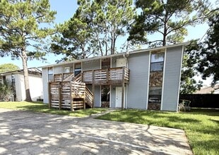 Building Photo - 509 Landview Dr