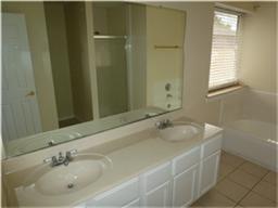 Building Photo - 6338 Crossway Dr