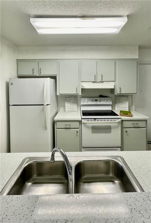 Building Photo - 2520 Goldcrest Ave W