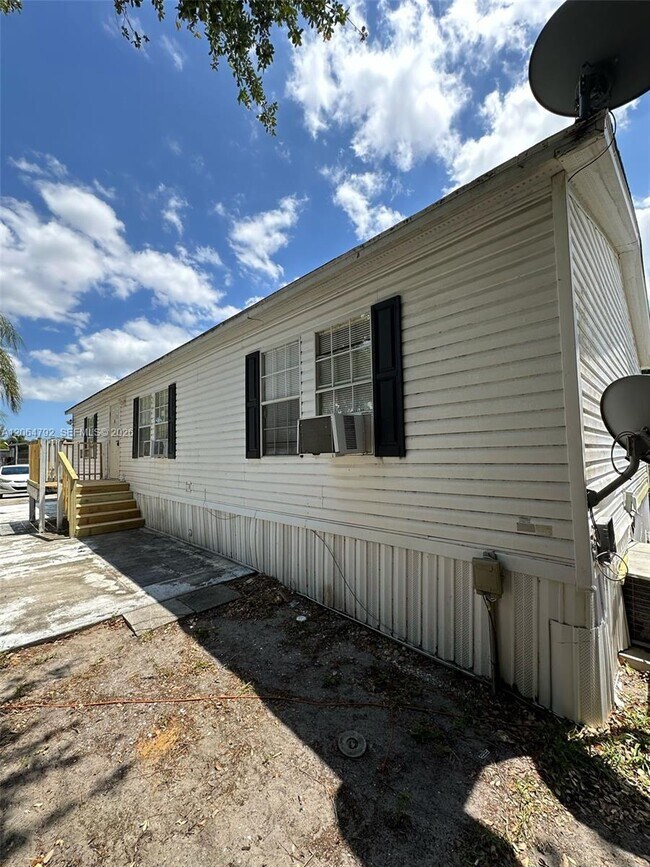 Building Photo - 11832 Leeward Pl