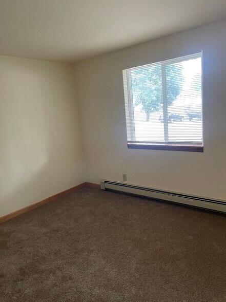 Building Photo - 3273 Graydon Ave