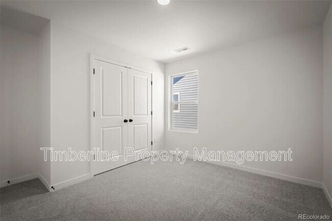 Building Photo - 6323 Scrabble Vw