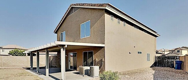 Building Photo - 4 Bedroom, 3 Bath Coming Soon!!
