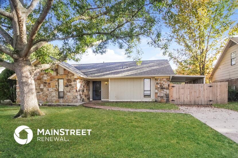 Primary Photo - 6885 Silver Hill Ln