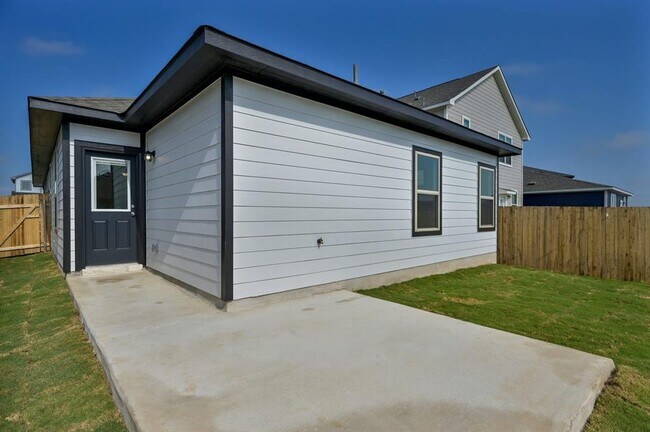 Building Photo - 12311 Zenyatta Dr