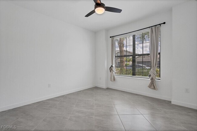 Building Photo - 11368 Canopy Loop