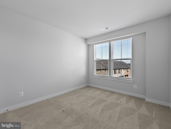 Building Photo - 2709 Velocity Rd