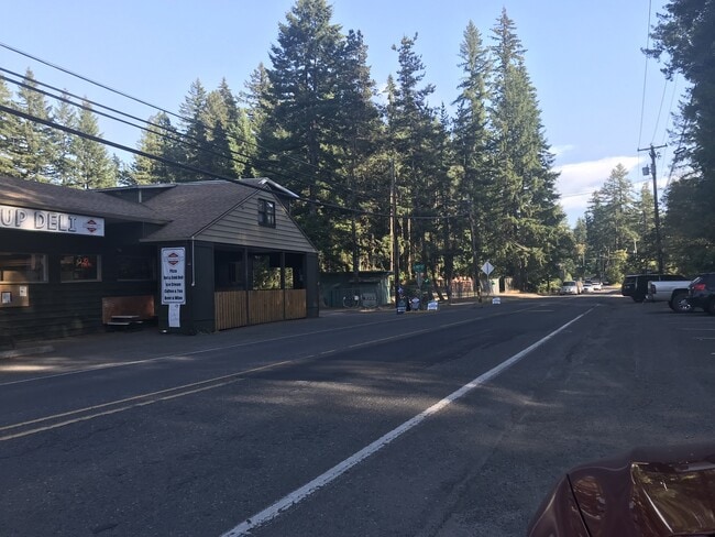 Building Photo - COMING SOON INQUIRE WITHIN- Beautiful 5 bdrm  and master on the main Home in Lacamas Meadows subd...