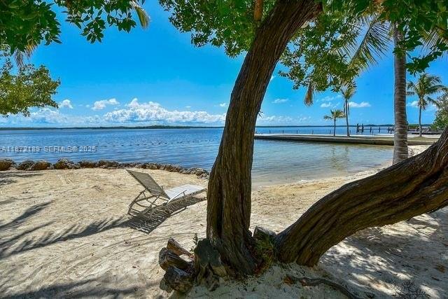 Building Photo - 60 SE Marlin Ave