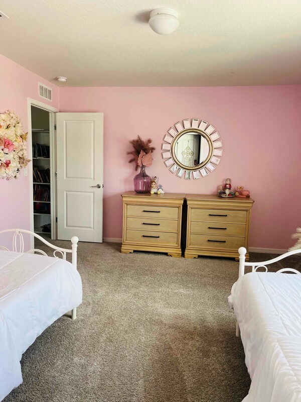 Building Photo - 30572 Thunderbird Dr