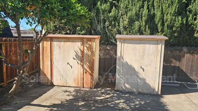 Building Photo - 154 McKinley Cir