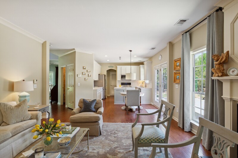 Building Photo - 4545 Chelton Ct SE