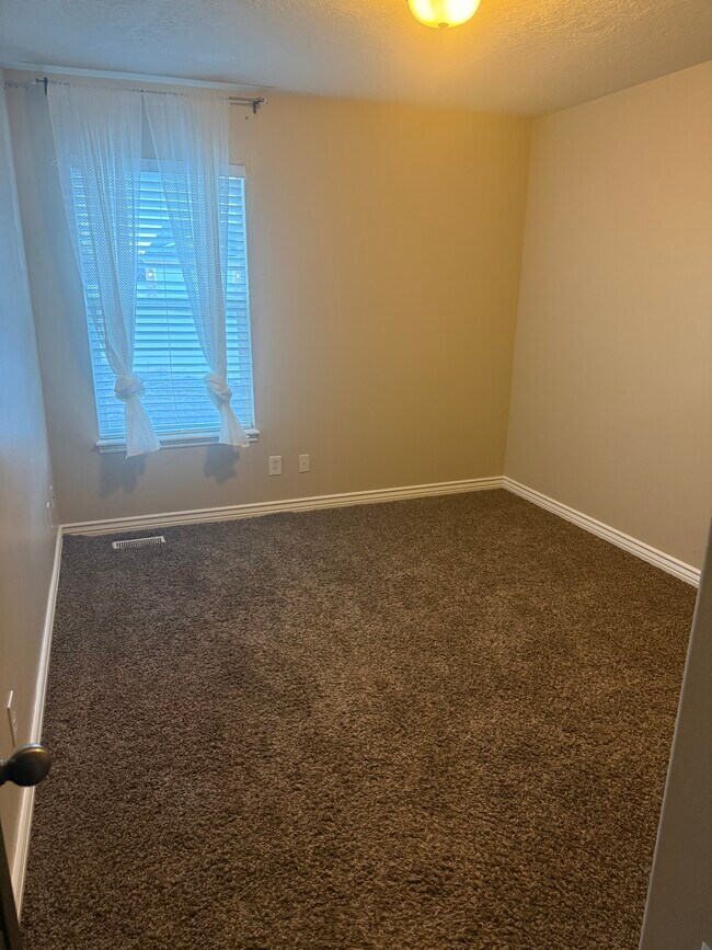 Building Photo - 4031 Montego Dr