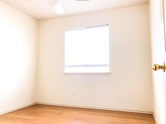 Building Photo - 3316 Texas Topaz Dr