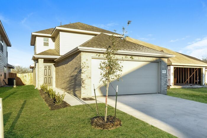 Building Photo - 10319 Clearwater Wy