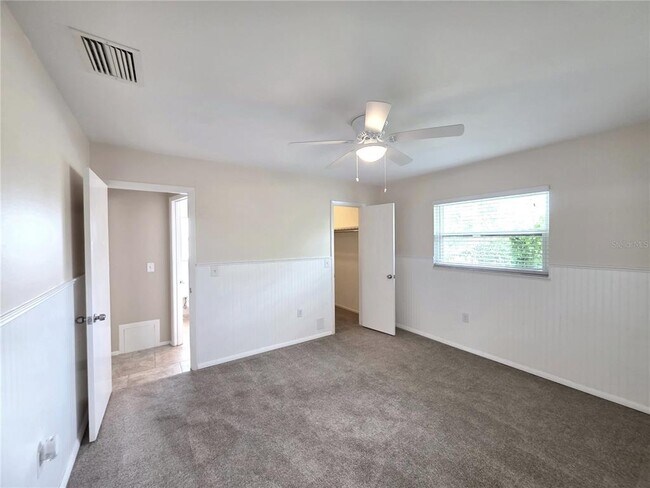 Building Photo - 352 Pine Tree Rd