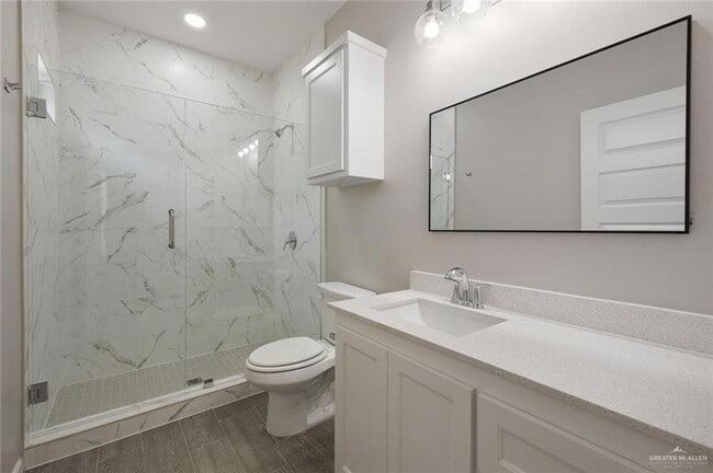 Building Photo - 11 S Alamo Rd