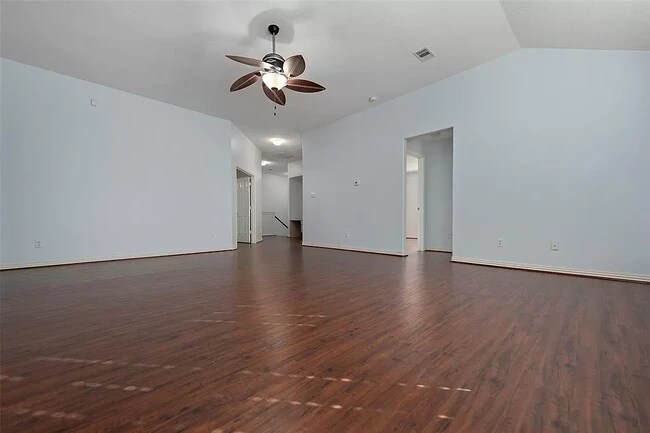 2nd bedroom upstairs - 4903 Ibis Lake Ct