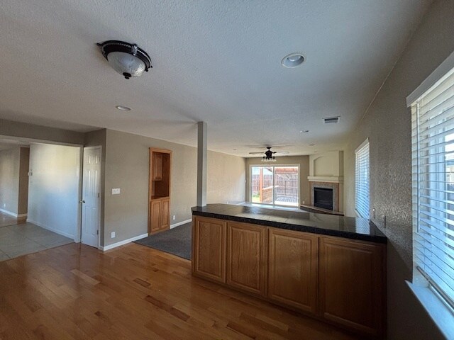 Building Photo - 231 Madrone St
