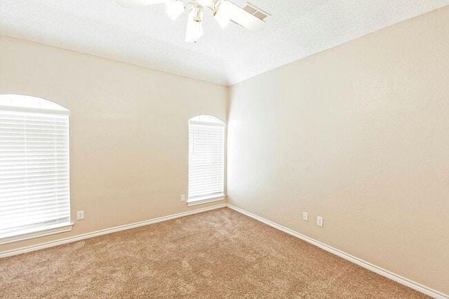 Building Photo - 10716 Trestles Rd