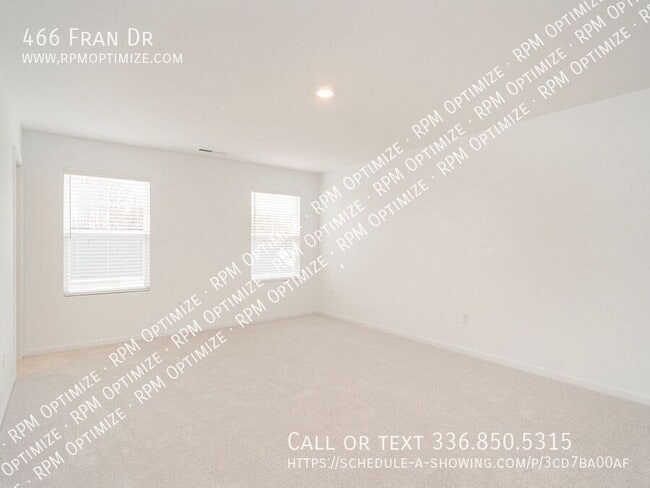 Building Photo - 466 Fran Dr