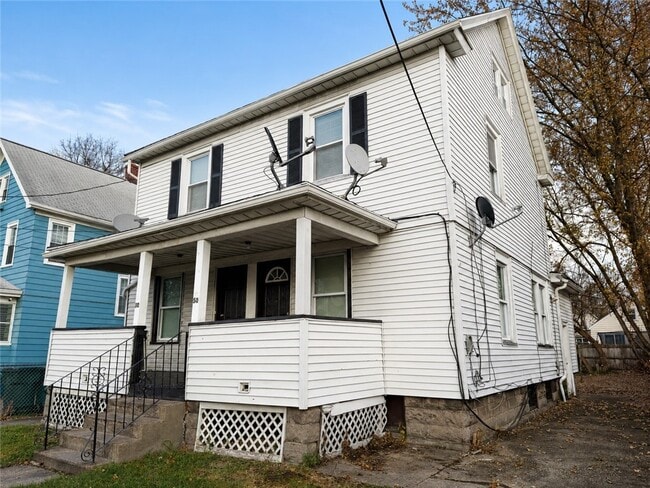 Building Photo - 52 Winterroth St