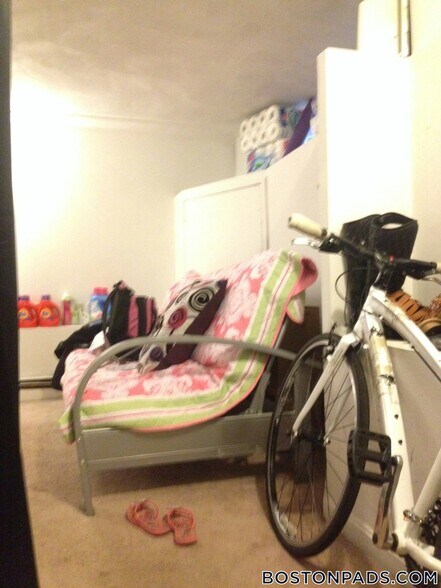 Building Photo - 24 St Cyprians Pl