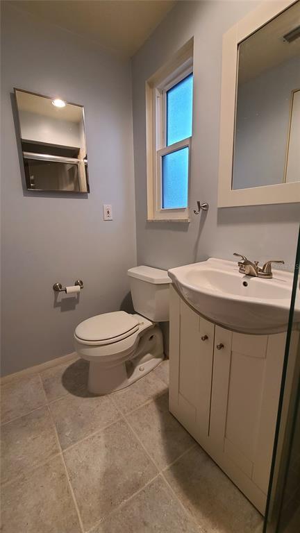 Building Photo - 2512 Post Rd