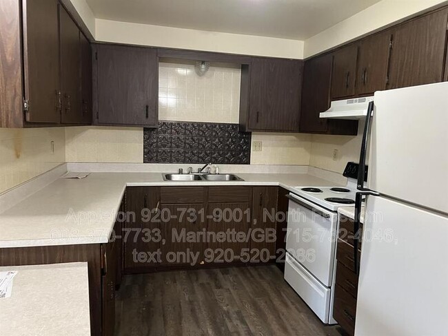 Building Photo - 490 Cedar St