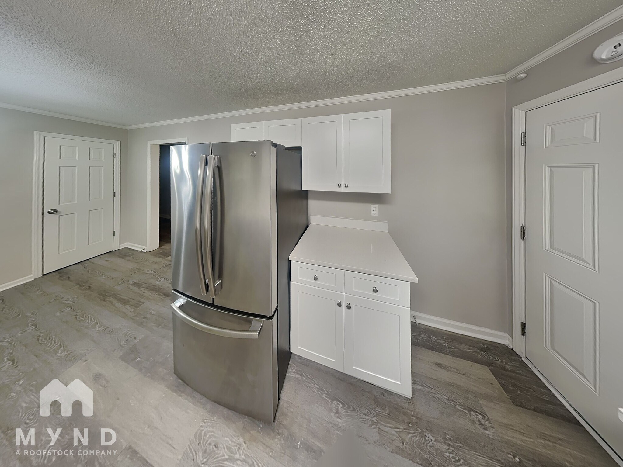 Building Photo - 907 Briar Ct