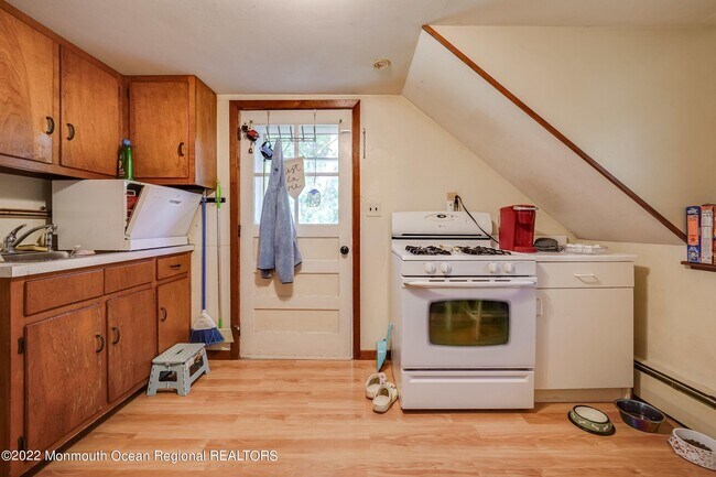Building Photo - 23 Briarcliff Pl