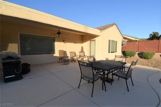 Building Photo - 2301 Orangeburg Pl