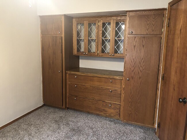 Building Photo - 1640 Cumberland St