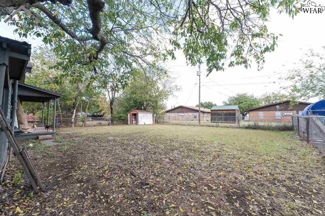 Building Photo - 514 S Archer St