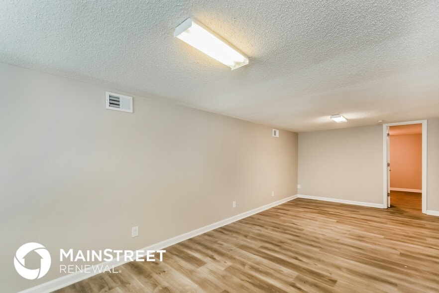 Building Photo - 207 Breedlove Ave