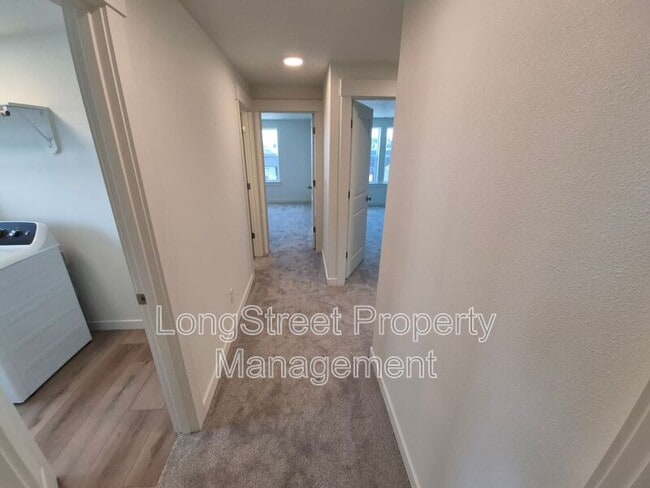 Building Photo - 4694 Finch St